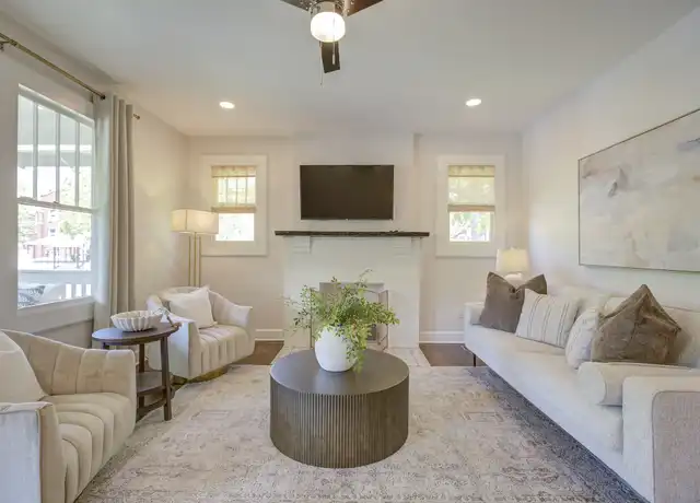 Property at 1613 S Mint St Unit A, Charlotte, NC, 28203, 1 bed, 1 bath, [object Object]