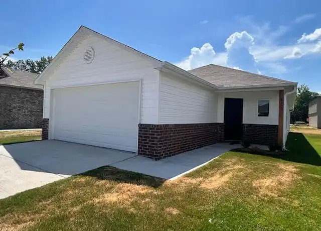Property at 8209 Stacey Ln, North Little Rock, AR, 72113, 4 beds, 2 baths, [object Object]
