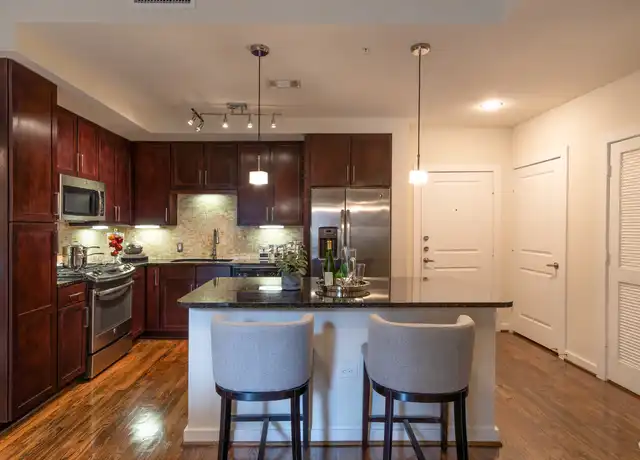 Property at 800 Smith St Unit 5CF2, Houston, TX, 77002, 2 beds, 2 baths, [object Object]