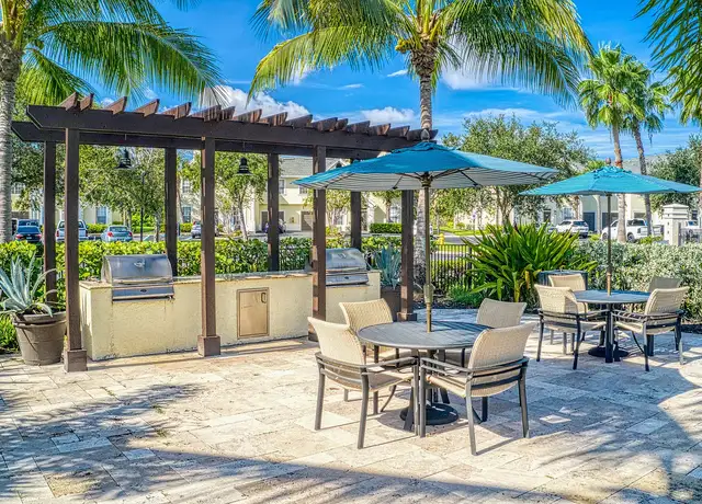 Photo of 9601 Bay Harbor Cir, Fort Myers, FL 33919