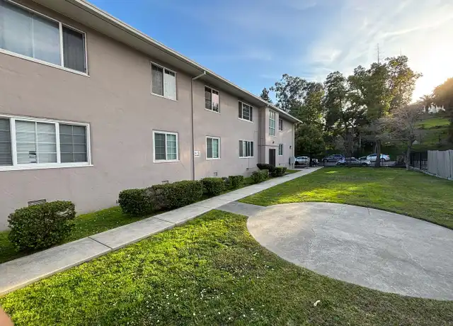 Property at 6716 MacArthur Blvd Unit 2, Oakland, CA, 94605, 2 beds, 1 bath, [object Object]