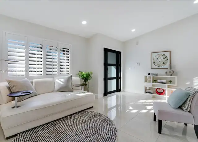 Property at 14517 SW 98th Ter, Miami, FL, 33186, 4 beds, 2 baths, [object Object]