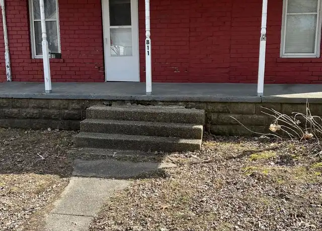 Property at 811 N 7th St, Clinton, IN, 47842, 1 bed, 1 bath, [object Object]