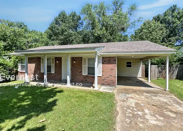 Property at 922 Woodburne Pl, Southaven, MS, 38671, 3 beds, 1.5 baths, [object Object]