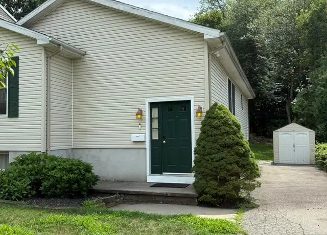 Property at 121 Reich Ave Unit A, Mahwah, NJ, 07430, 3 beds, 2.5 baths, [object Object]