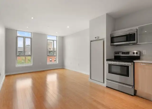 Property at 691 Massachusetts Ave, Boston, MA, 02118, 2 beds, 1 bath, [object Object]
