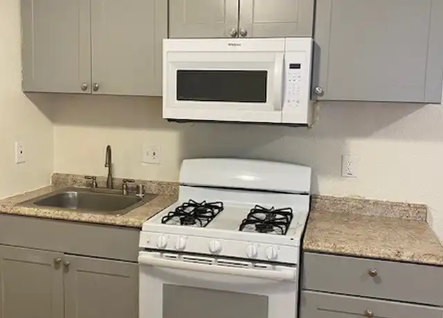 Property at 415 Flora St Unit 4, Stockton, CA, 95202, 1 bed, 1 bath, [object Object]
