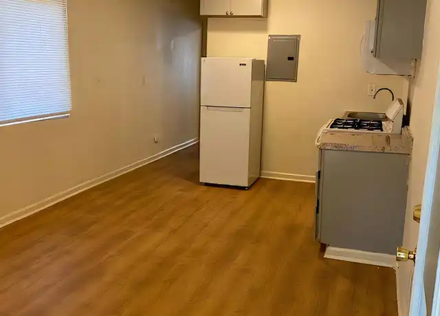 Property at 415 Flora St Unit 4, Stockton, CA, 95202, 1 bed, 1 bath, [object Object]