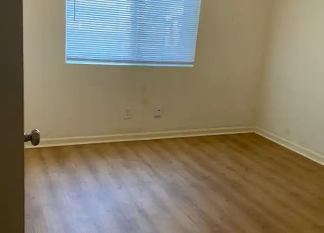 Property at 415 Flora St Unit 4, Stockton, CA, 95202, 1 bed, 1 bath, [object Object]