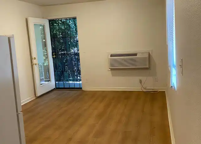 Property at 415 Flora St Unit 4, Stockton, CA, 95202, 1 bed, 1 bath, [object Object]
