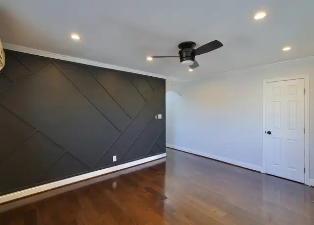 Property at 4819 4th St NW Unit 2, Washington, DC, 20011, 2 beds, 1 bath, [object Object]