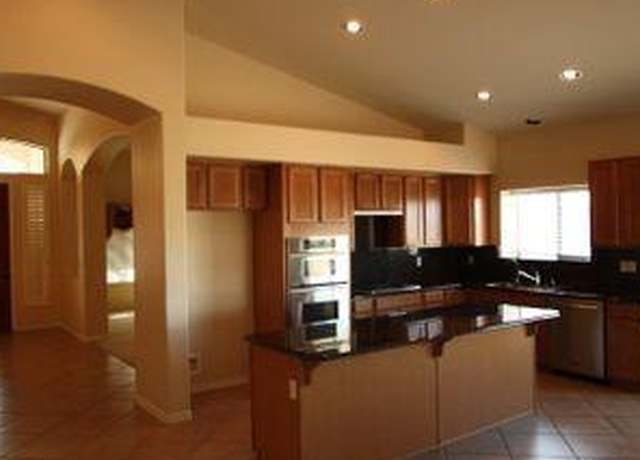 Photo of 918 E Gibbon River Way, Tucson, AZ 85718