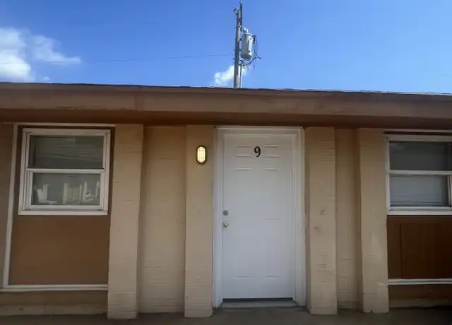 Property at 5801 NW 133rd St Unit 2, Oklahoma City, OK, 73142, 2 beds, 1 bath, [object Object]