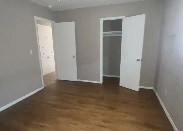 Property at 5801 NW 133rd St Unit 2, Oklahoma City, OK, 73142, 2 beds, 1 bath, [object Object]