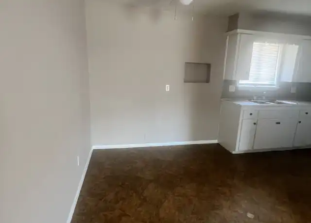 Property at 5801 NW 133rd St Unit 2, Oklahoma City, OK, 73142, 2 beds, 1 bath, [object Object]