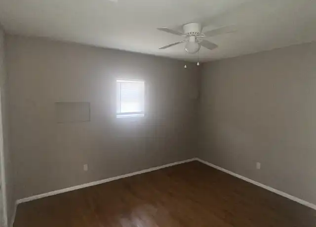 Property at 5801 NW 133rd St Unit 2, Oklahoma City, OK, 73142, 2 beds, 1 bath, [object Object]