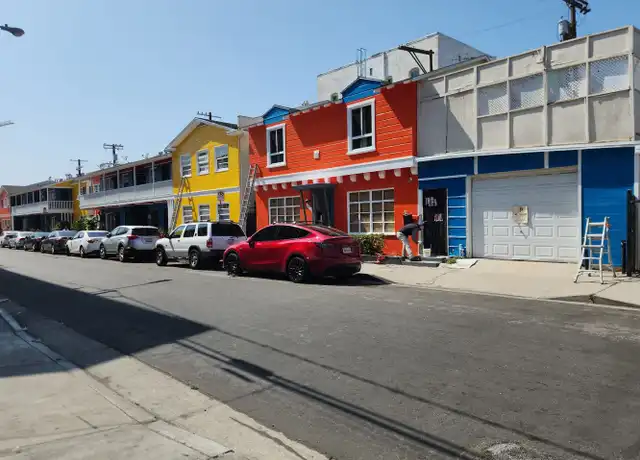 Property at 5421 Flemish Ln Unit 5435, Los Angeles, CA, 90029, 2 beds, 1 bath, [object Object]