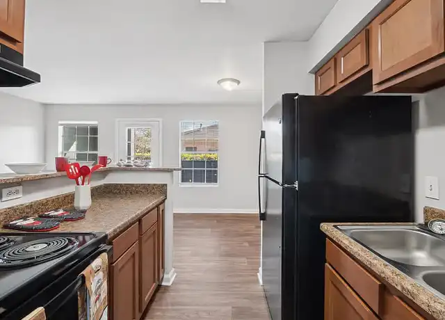 Property at Forest Creek Apartments - 5915 Uvalde Rd, Houston, TX, 77049, 1-3 bed, 1-2 bath, [object Object]