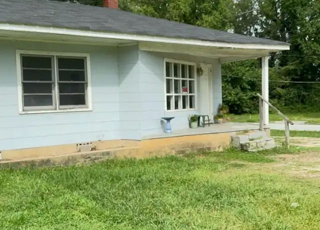 Property at 111 N Bell St Unit B, Clinton, SC, 29325, 2 beds, 1 bath, [object Object]