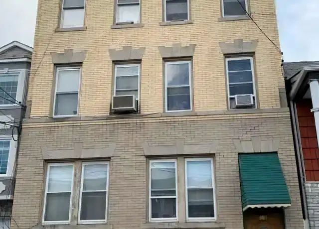 Property at 115 Cross St Apt 2, East Newark, NJ, 07029, 1 bed, 1 bath, [object Object]