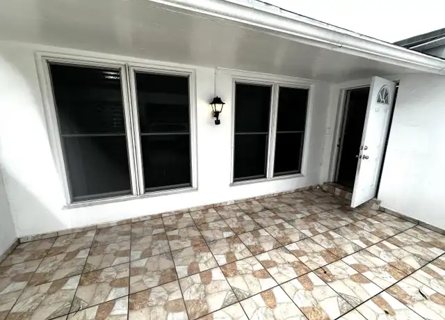 Property at 7225 Grandview Blvd Unit 7225, Miramar, FL, 33023, 3 beds, 2 baths, [object Object]