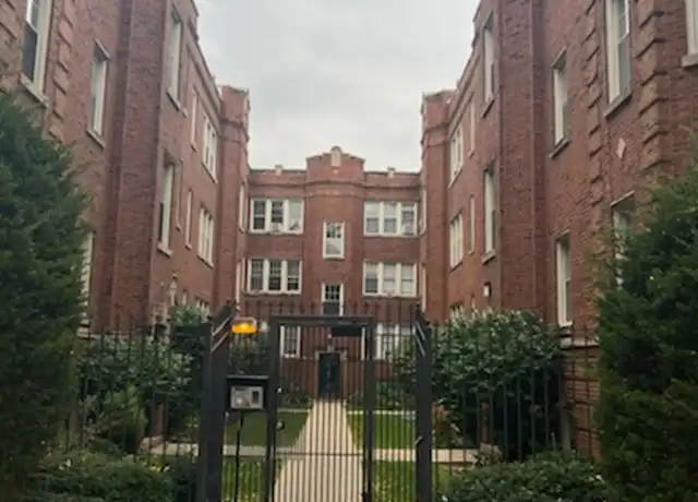 Property at 4850 W Wrightwood Ave Unit 4850-E3, Chicago, IL, 60639, 1 bed, 1 bath, [object Object]