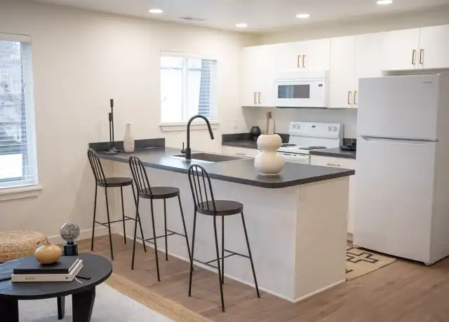 Property at 1923 S 1200 E Unit 7, Salt Lake City, UT, 84105, 1 bed, 1 bath, [object Object]