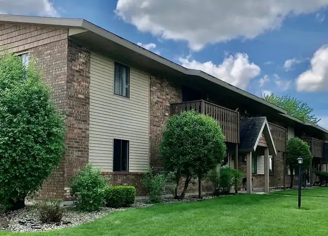 Property at 1725 Taft Ave Unit 825-J3, Oshkosh, WI, 54902, 2 beds, 1.5 baths, [object Object]