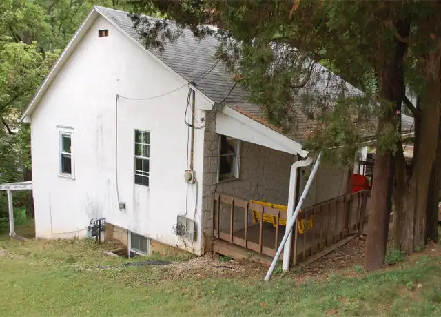 Property at 48 Madison Ave, Athens, OH, 45701, 3 beds, 1 bath, [object Object]