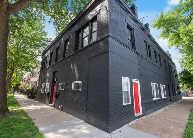Property at 2602 W 23rd St Unit 2600-1R, Chicago, IL, 60608, 3 beds, 1 bath, [object Object]
