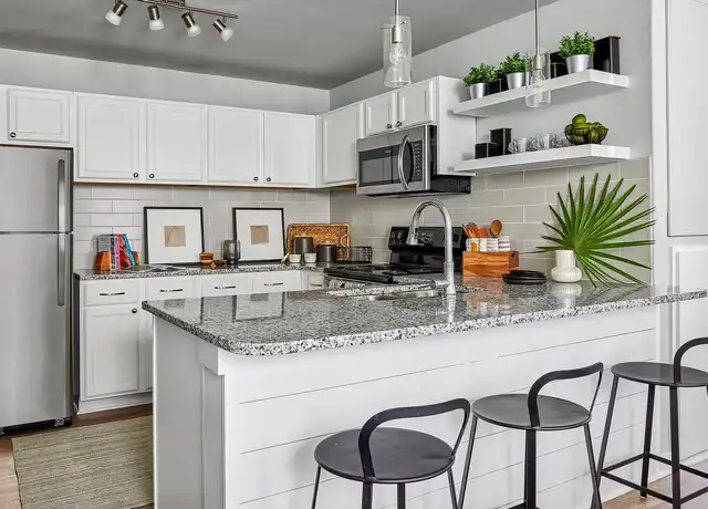 Property at Habersham Row - 1 Village Row, Beaufort, SC, 29906, 1-2 bed, 1-2 bath, [object Object]