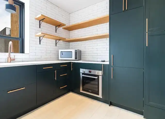 Property at 245 Eldridge St, New York, NY, 10002, 4 beds, 2 baths, [object Object]