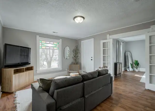 Property at 1505 NE Main St Unit 2, Minneapolis, MN, 55413, 3 beds, 1 bath, [object Object]