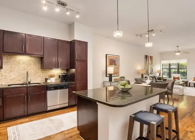 Property at 500 Sage Rd Unit 19YT2, Houston, TX, 77056, 2 beds, 2 baths, [object Object]