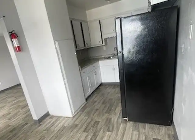 Property at 525 Mesilla St SE Unit 5, Albuquerque, NM, 87108, 1 bed, 1 bath, [object Object]