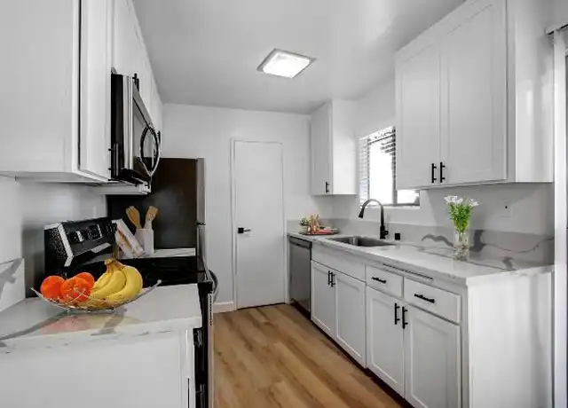 Property at 10990 Wellworth Ave, Los Angeles, CA, 90024, 0 beds, 1 bath, [object Object]