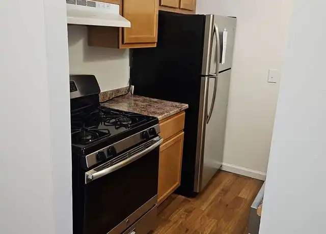 Property at 2645 N Farwell Ave Unit 119, Milwaukee, WI, 53211, 2 beds, 1.5 baths, [object Object]