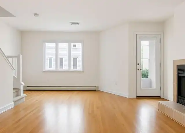 Property at 500 Catherine St #3, Fort Lee, NJ, 07024, 3 beds, 3.5 baths, [object Object]