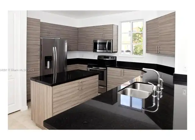 Property at 2579 SW 81st Ter, Miramar, FL, 33025, 2 beds, 2 baths, [object Object]