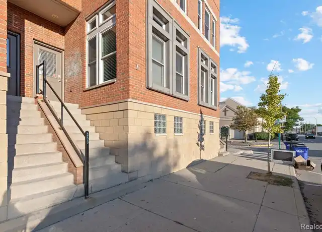 Property at 4406 3rd St #2, Detroit, MI, 48201, 2 beds, 1.5 baths, [object Object]