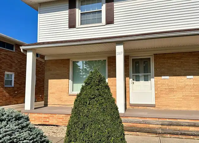 Property at 1269 Bonnie Ln, Cleveland, OH, 44124, 3 beds, 1.5 baths, [object Object]
