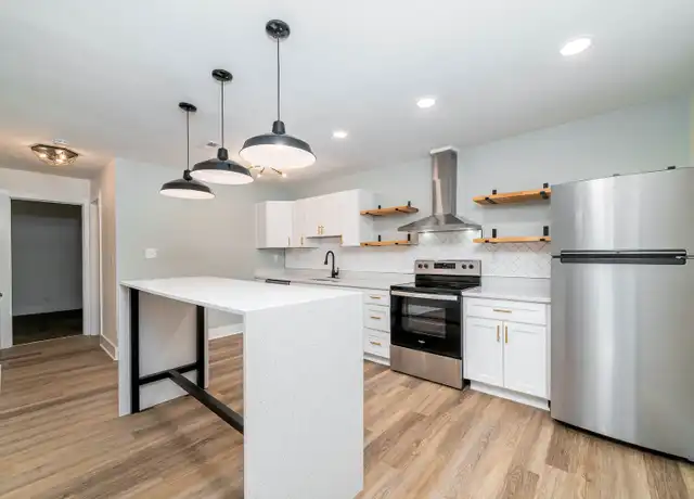 Property at 1227 E Ocean View Ave Unit 8, Norfolk, VA, 23503, 1 bed, 1 bath, [object Object]