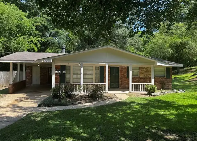 Property at 111 Easthaven Rd, Montgomery, AL, 36109, 4 beds, 2 baths, [object Object]
