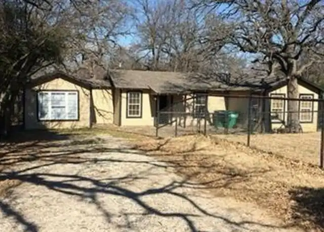 Property at 1614 W Congress St, Denton, TX, 76201, 2 beds, 1 bath, [object Object]