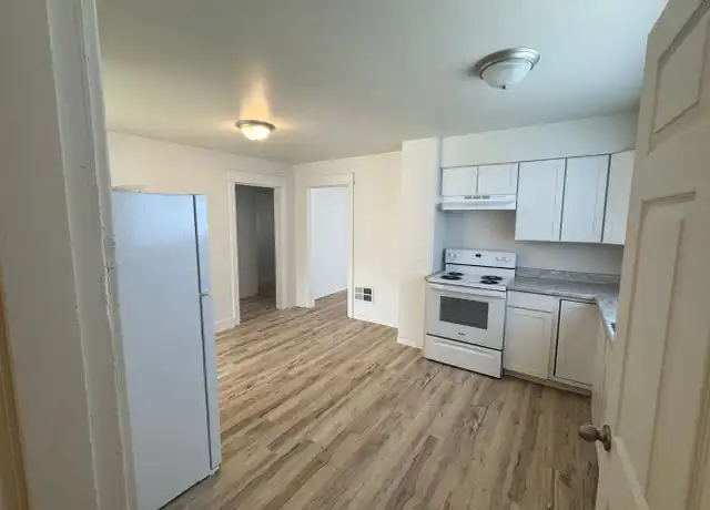 Property at 2310 Table Rock Rd Unit 2310, Medford, OR, 97501, 3 beds, 1 bath, [object Object]