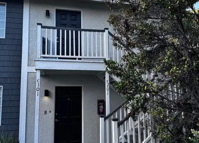 Property at 2417 Orange Ave Unit C201, Costa Mesa, CA, 92627, 2 beds, 1 bath, [object Object]