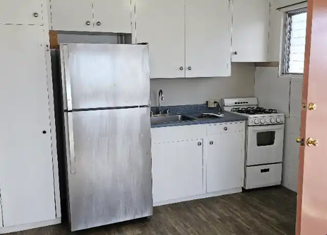 Property at 2064 Young St Unit 301, Honolulu, HI, 96826, 1 bed, 1 bath, [object Object]