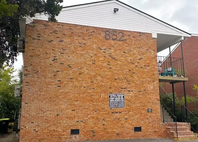 Property at 852 Little Bay Ave Unit 3, Norfolk, VA, 23503, 1 bed, 1 bath, [object Object]