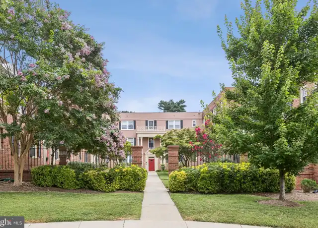 Property at 2008 Fort Davis St SE #202, Washington, DC, 20020, 2 beds, 1 bath, [object Object]
