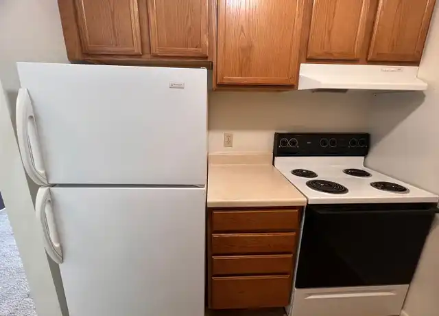 Property at 1227 W 27th St Unit 3202-K6, Cedar Falls, IA, 50614, 2 beds, 1 bath, [object Object]